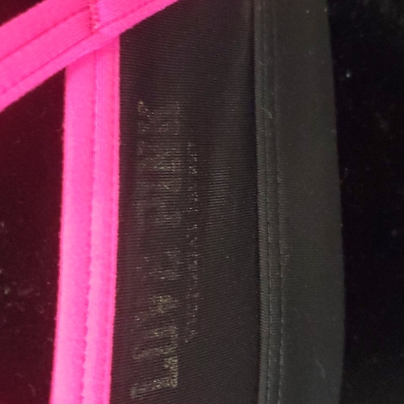 PINK Yoga Sports Bra - Picture 4 of 7